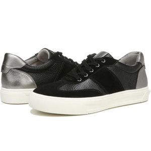 Naturalizer Anyas Sneaker